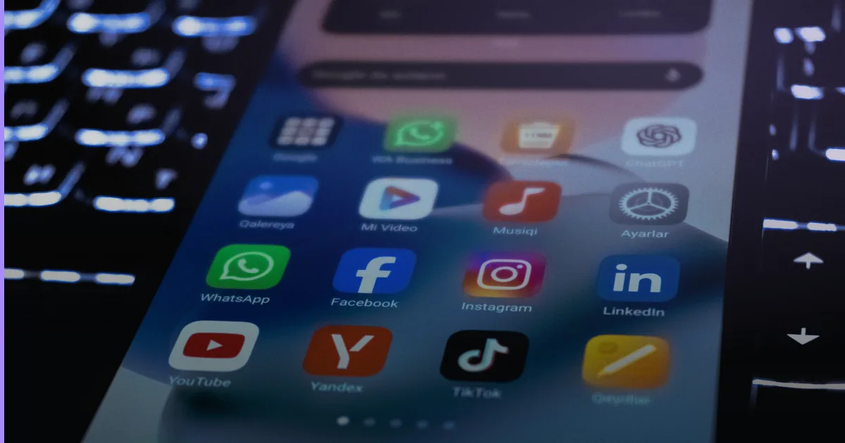 Mijozlarni qo'llab-quvvatlash Telegram bot: 24/7, ikki tilda